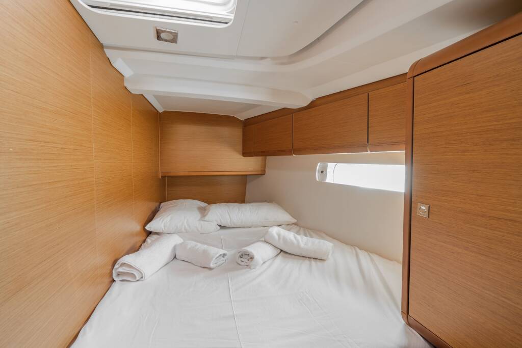 Sun Odyssey 519  PERRO BLANCO