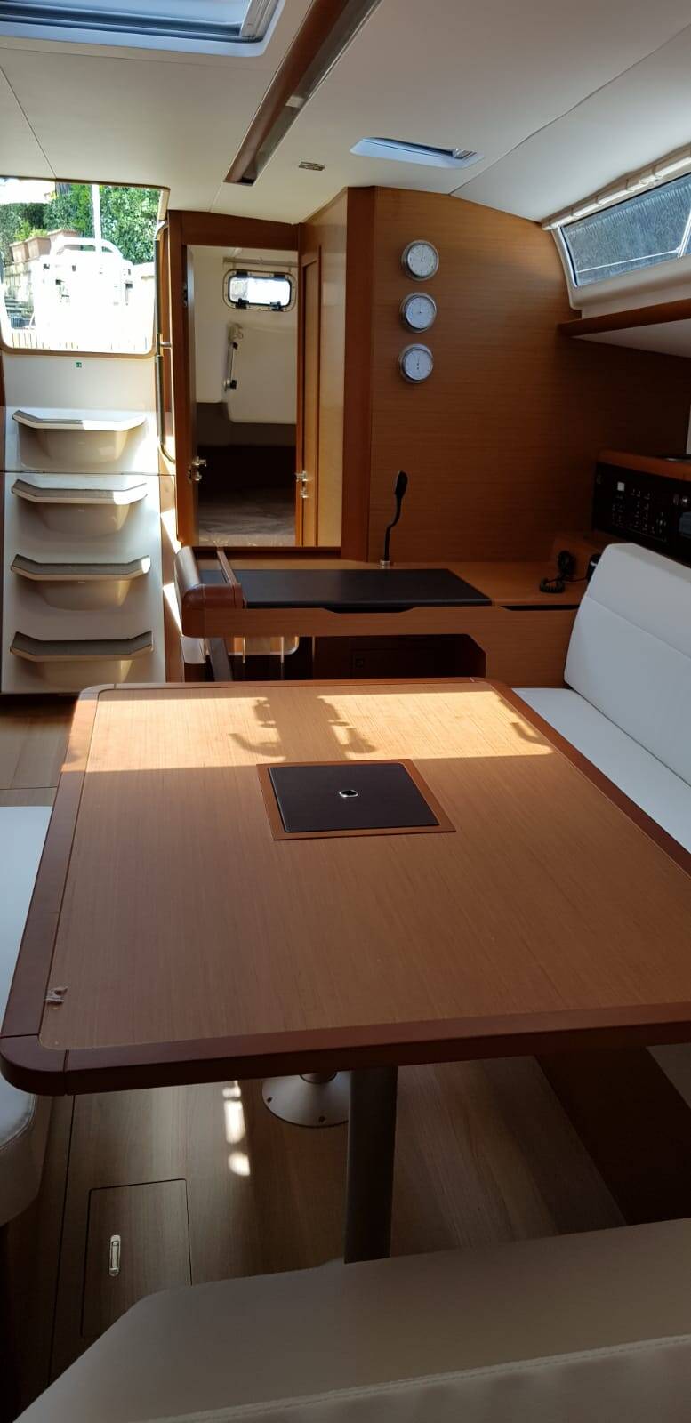 Sun Odyssey 519 Pata