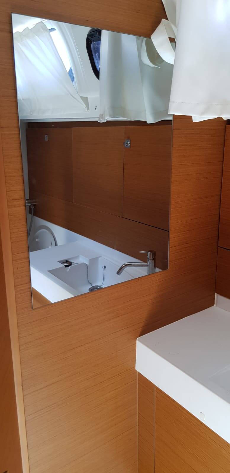 Sun Odyssey 519 Pata