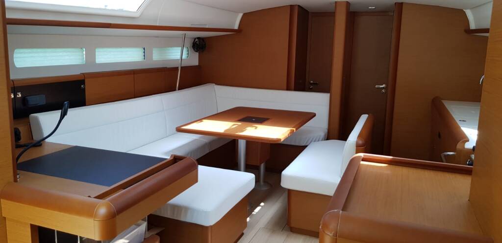 Sun Odyssey 519 Pata