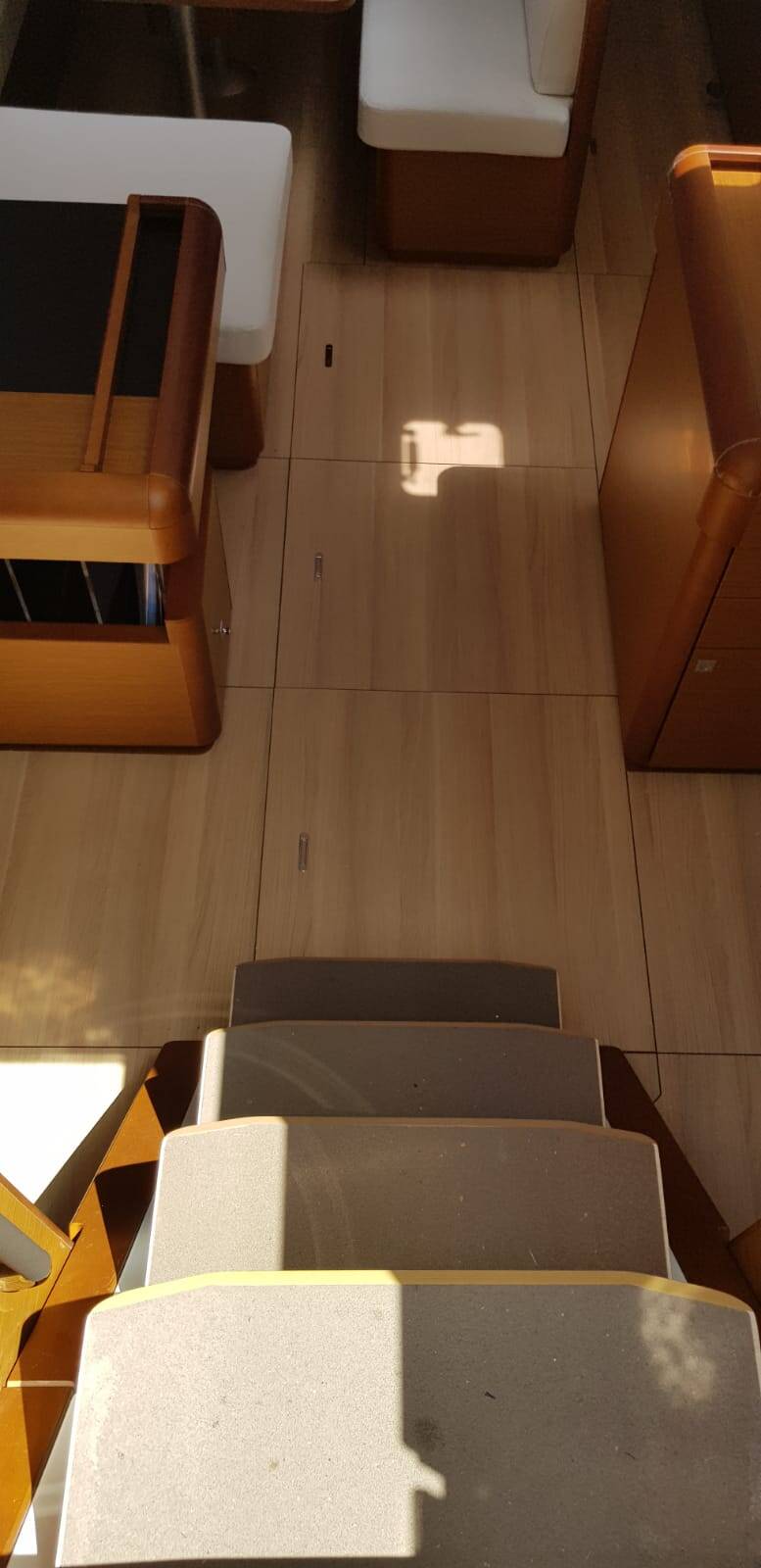 Sun Odyssey 519 Pata