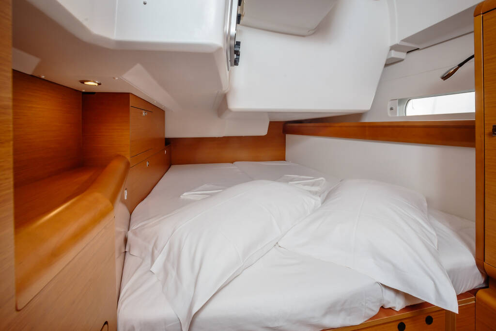 Sun Odyssey 519 Mystral - Standard line