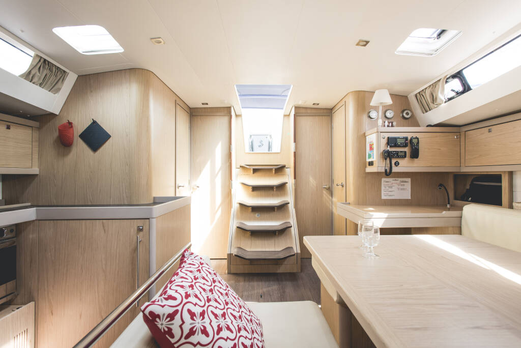 Sun Odyssey 519 Kalos - Standard line