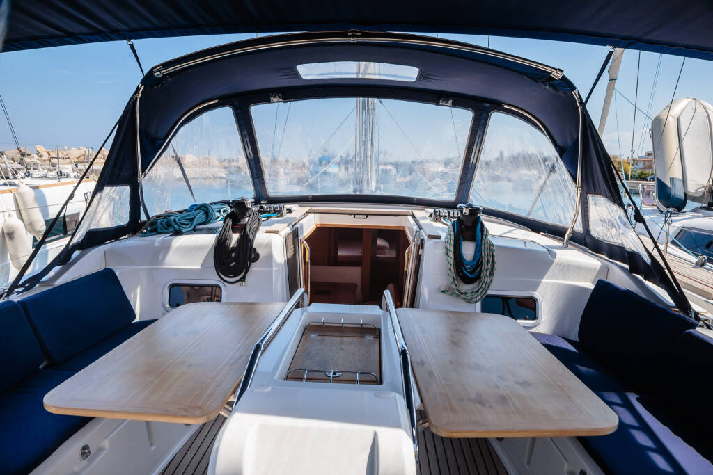 Sun Odyssey 519 Kalos - Standard line