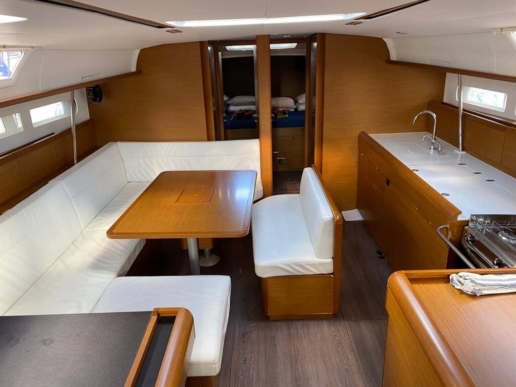 Sun Odyssey 519 Alboran Pacharan (Majorca)