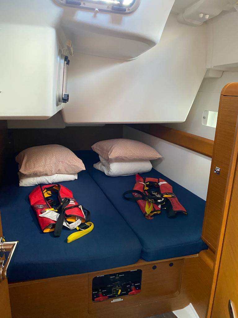 Sun Odyssey 519 Alboran Pacharan (Majorca)