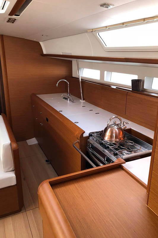 Sun Odyssey 519 Misty