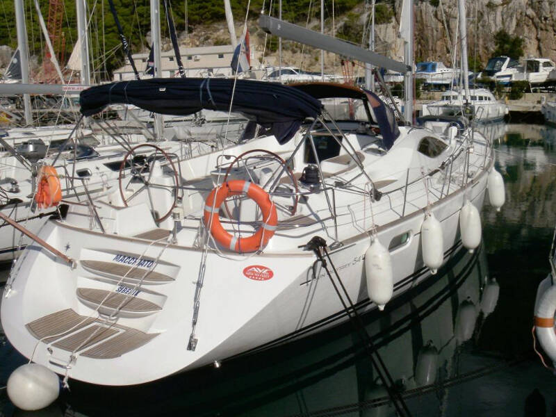 Sun Odyssey 54 DS • MACCHIATO