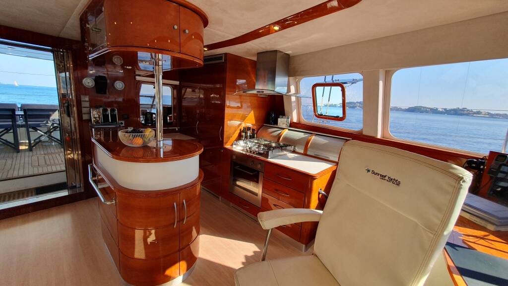 SUNREEF 62 