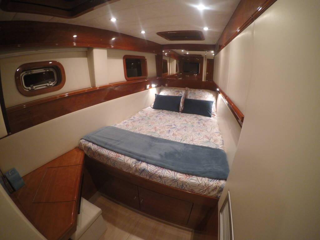 SUNREEF 62 