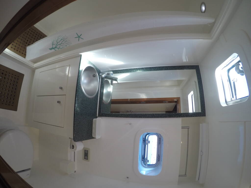 SUNREEF 62 