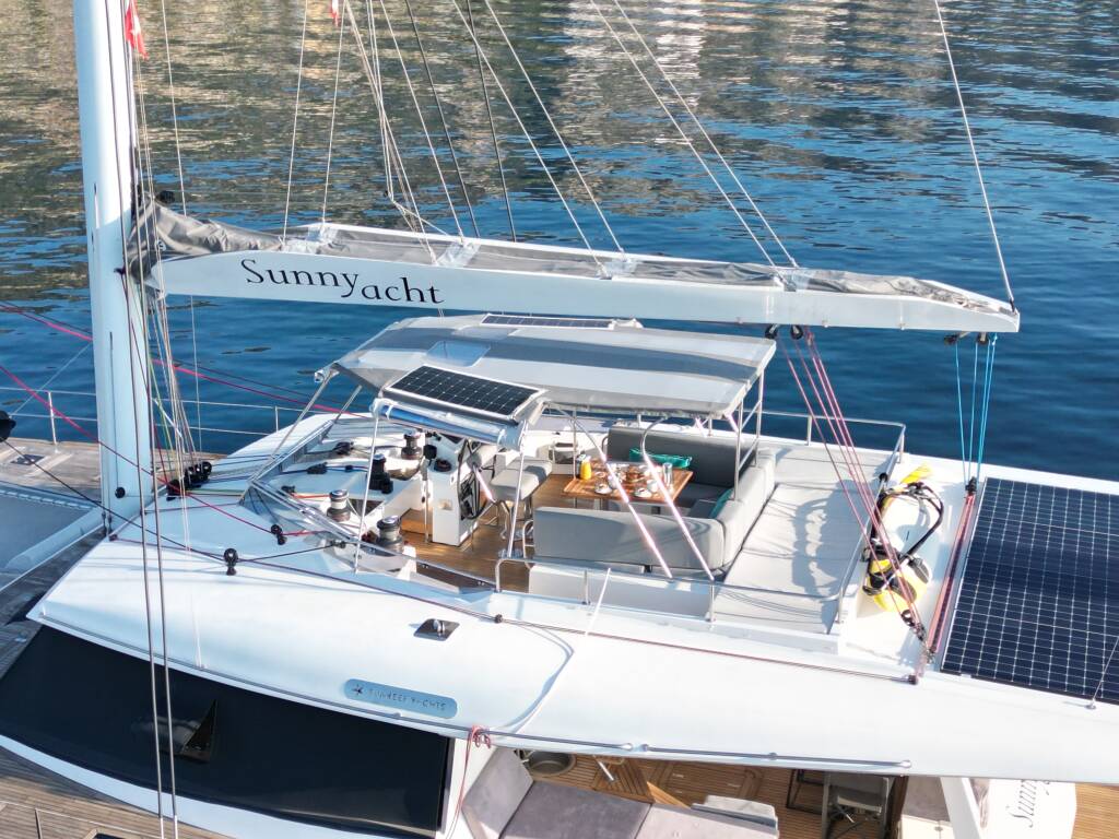 SUNREEF 62 