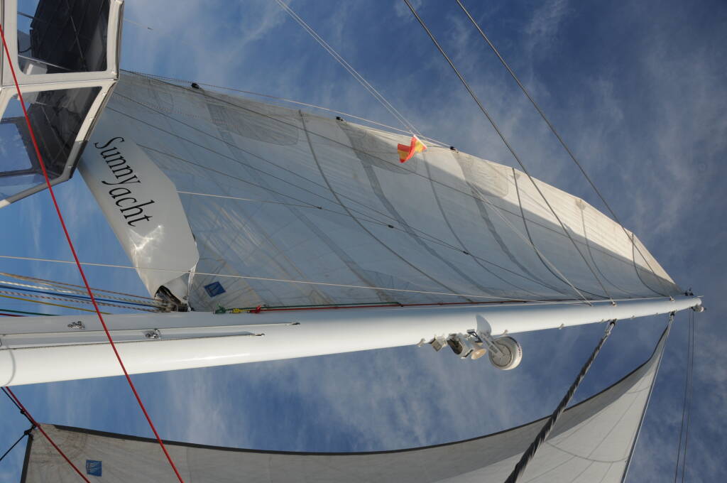 SUNREEF 62 
