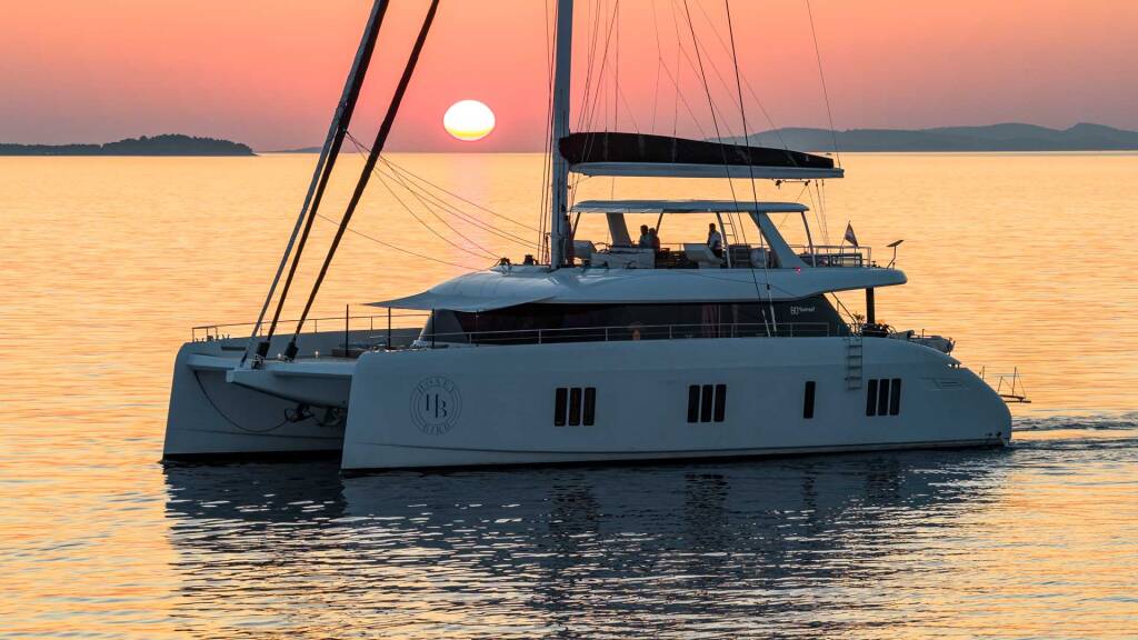 Sunreef 80 Honeybird