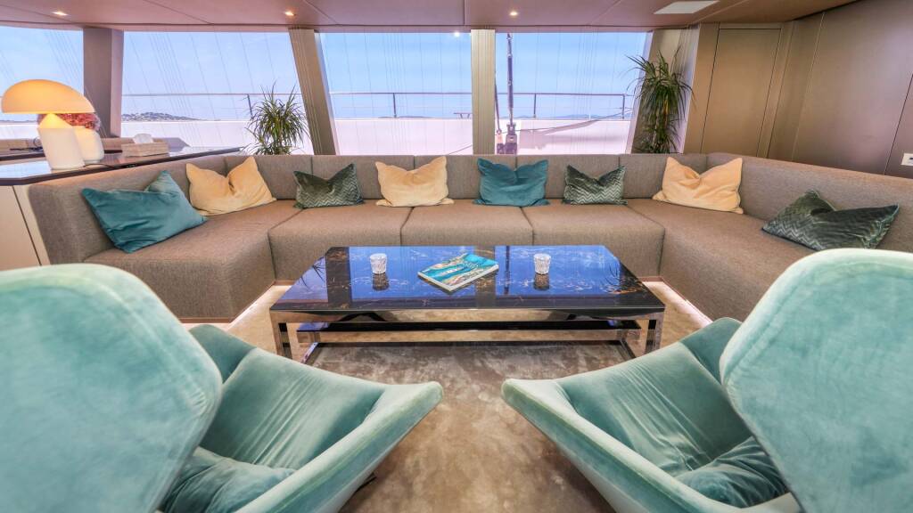 Sunreef 80 Honeybird