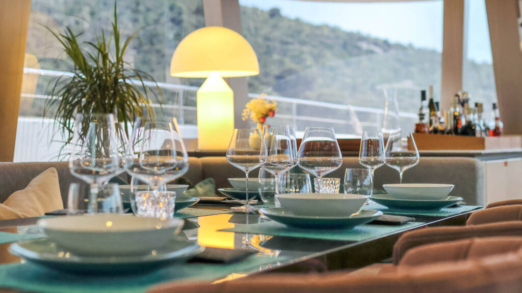 Sunreef 80 Honeybird