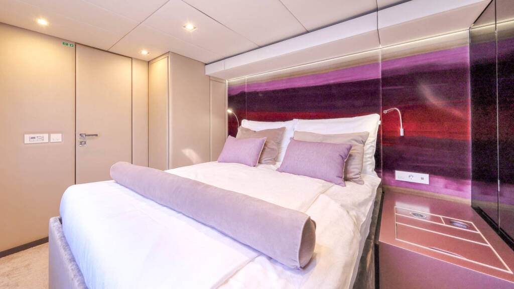 Sunreef 80 Honeybird