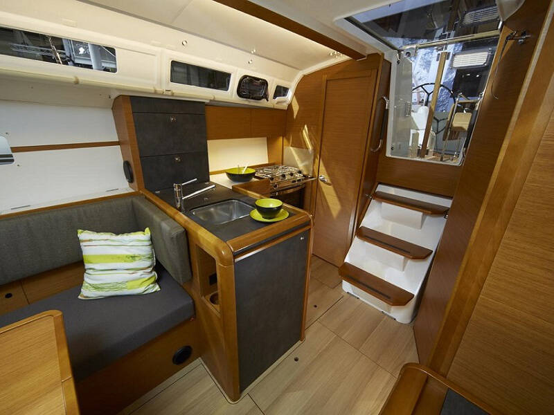Sunsail 34 
