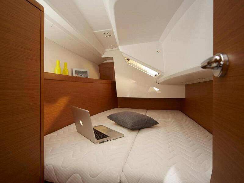 Sunsail 34 