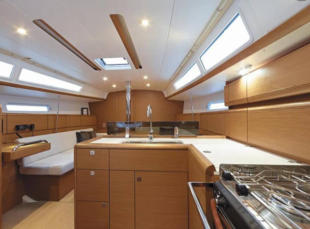 Sunsail 38.0 