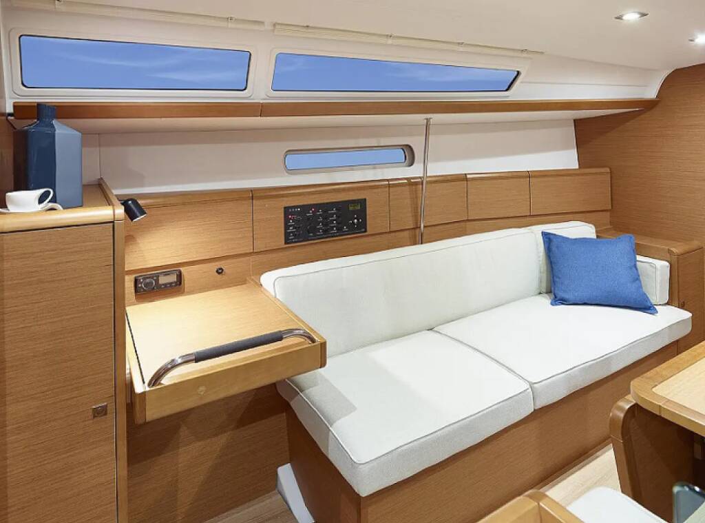 Sunsail 38.0 