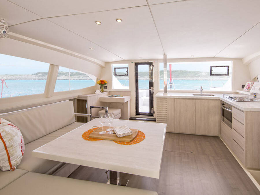 Sunsail 404 