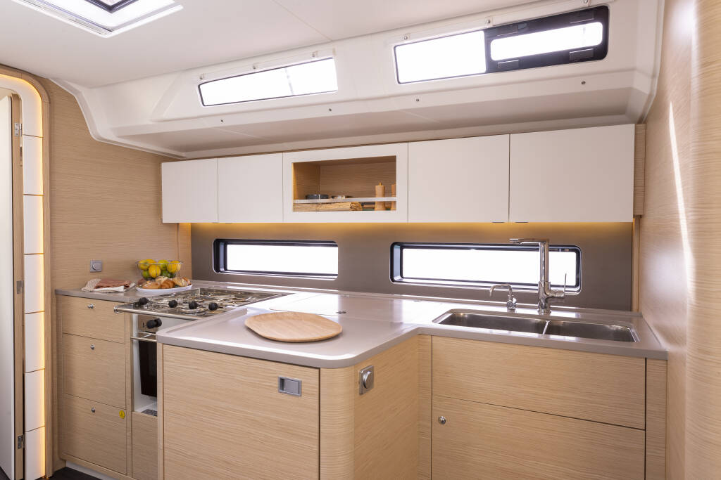 Sunsail 41.3 