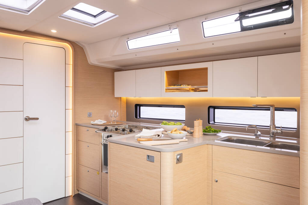Sunsail 41.3 