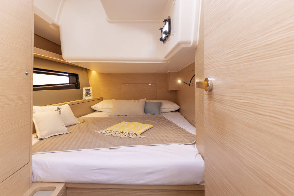 Sunsail 41.3 