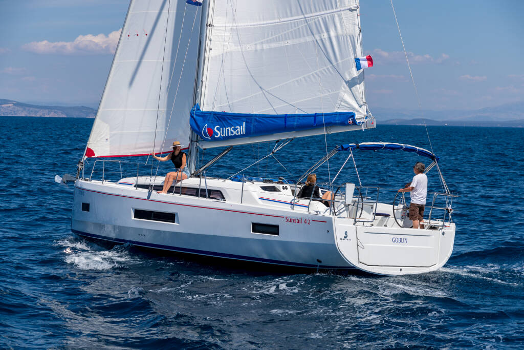 Sunsail 42 