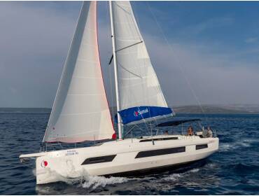 Sunsail 44.3 