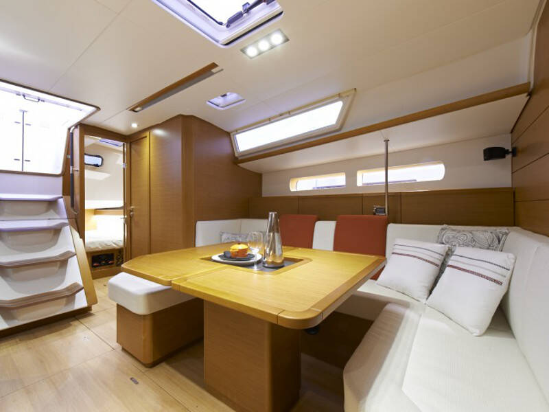 Sunsail 47 
