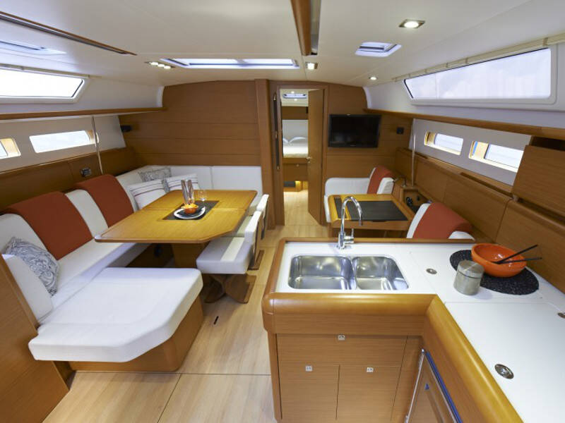 Sunsail 47 