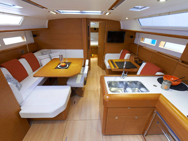Sunsail 47 