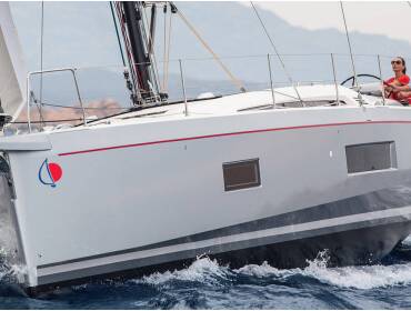 Sunsail 52.4