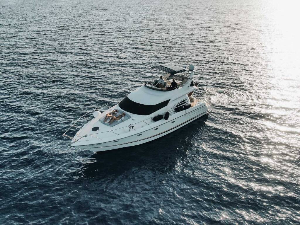 Sunseeker Manhattan 48 FLY Klara