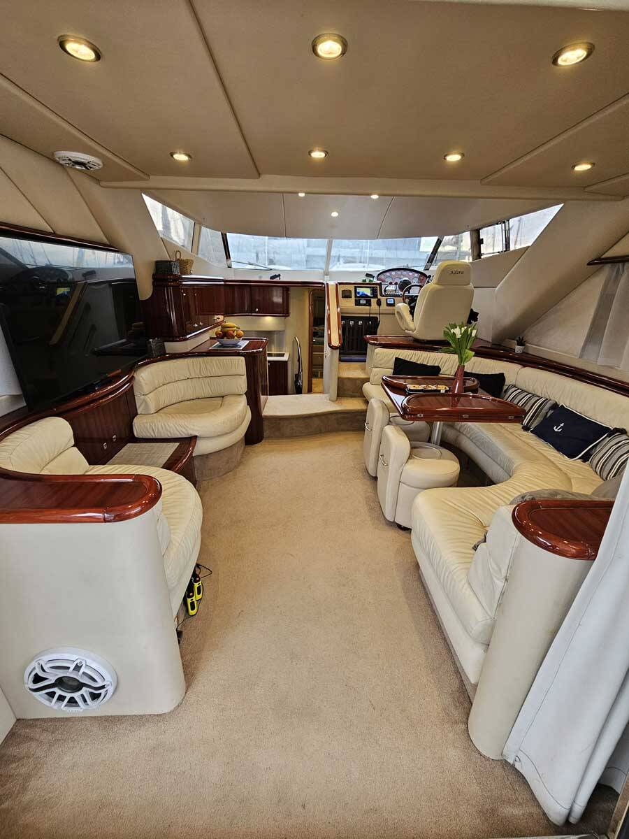 Sunseeker Manhattan 48 FLY Klara