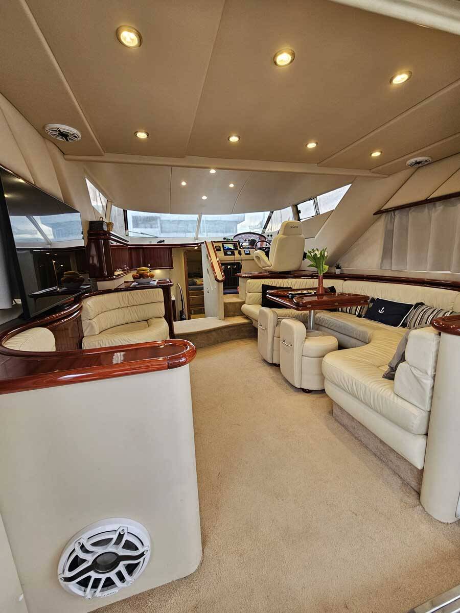 Sunseeker Manhattan 48 FLY Klara