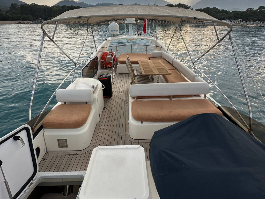 Sunseeker Manhattan 56 Jimena