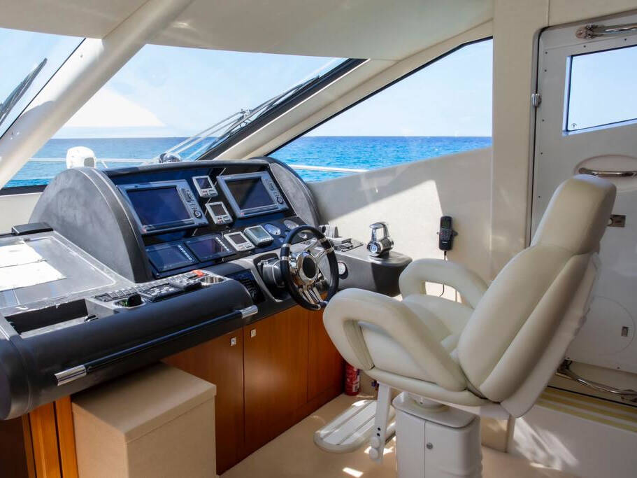 Sunseeker Manhattan 63 Midnight Summer Dream