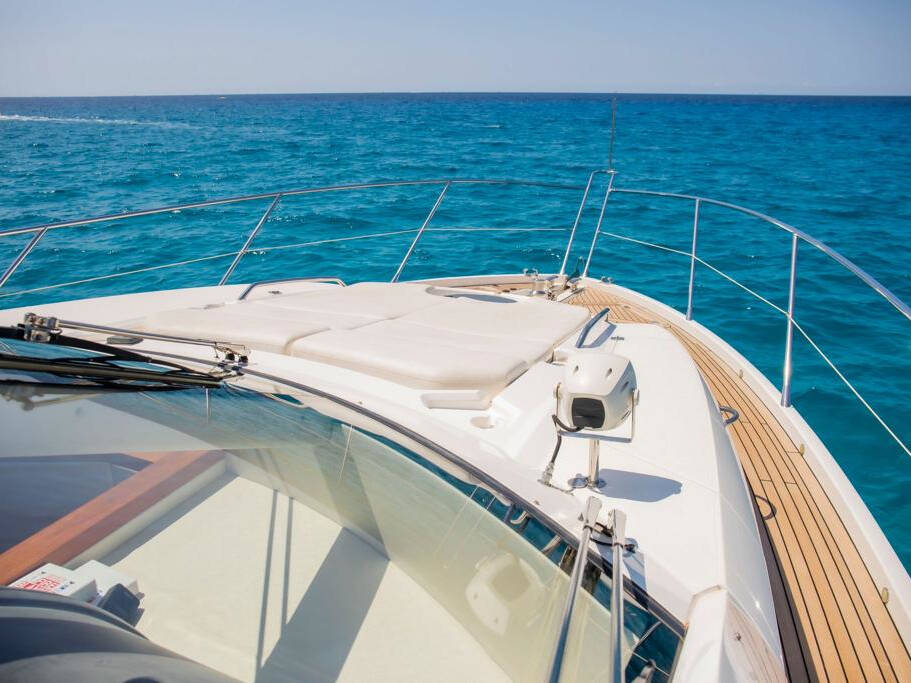 Sunseeker Manhattan 63 Midnight Summer Dream