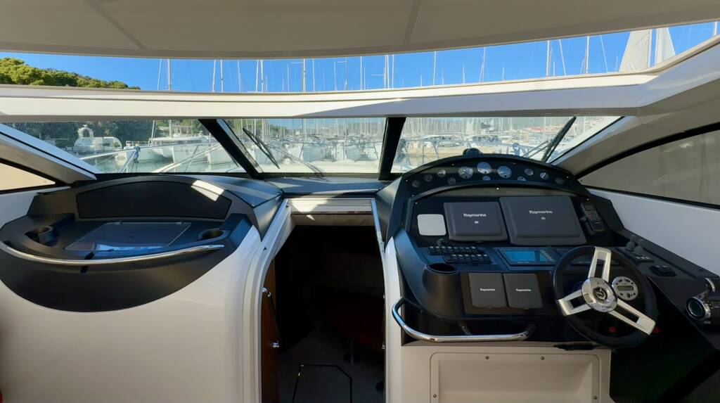 Sunseeker Portofino 53 Polly