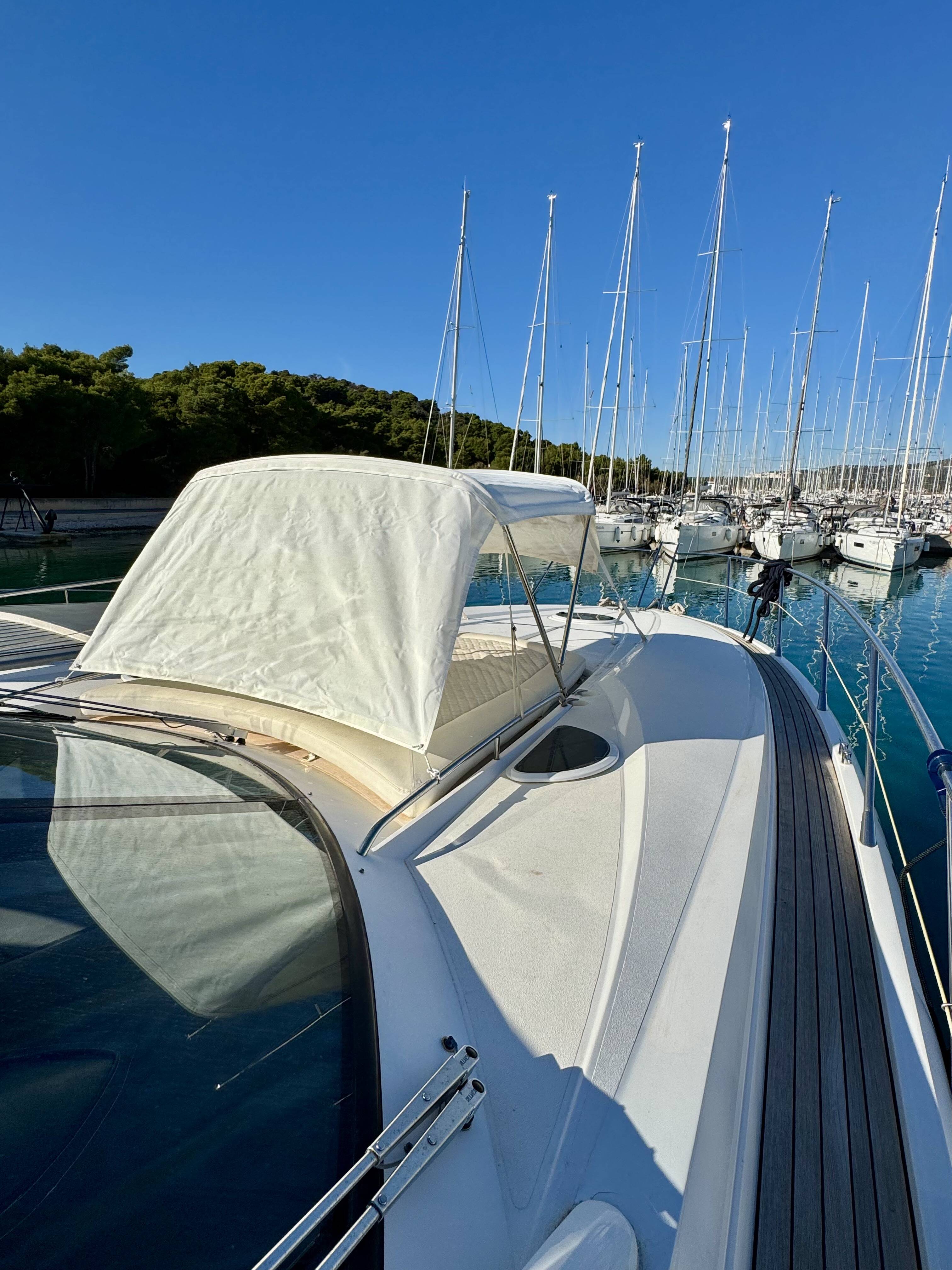 Sunseeker Portofino 53 Polly