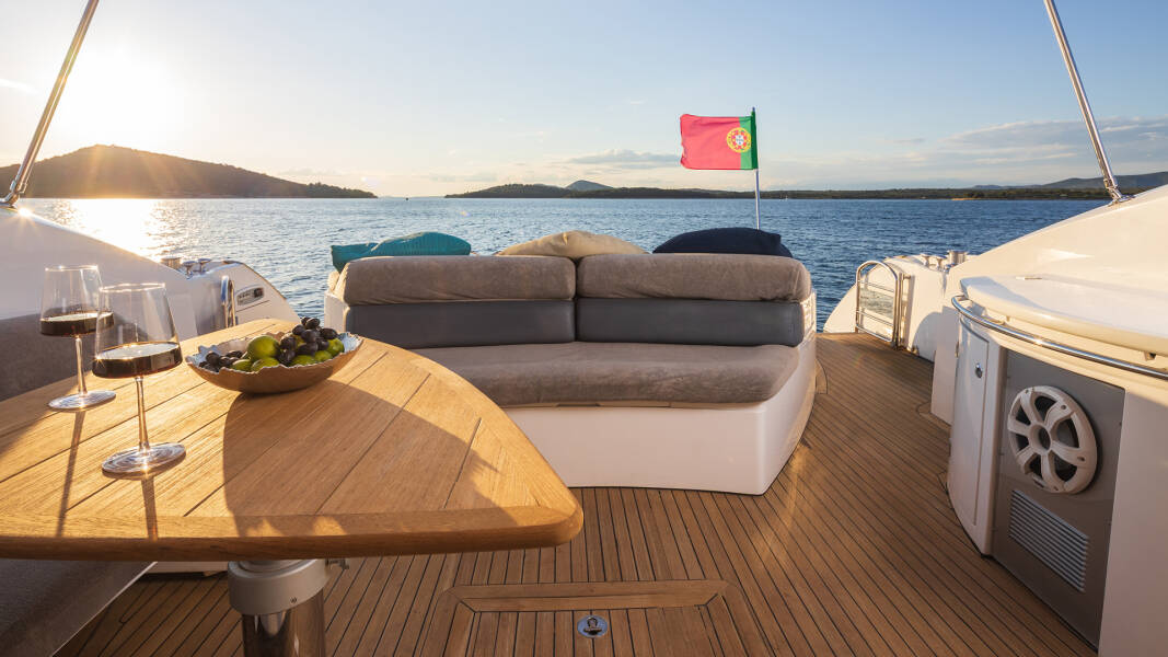 Sunseeker Predator 72 Boy Toy