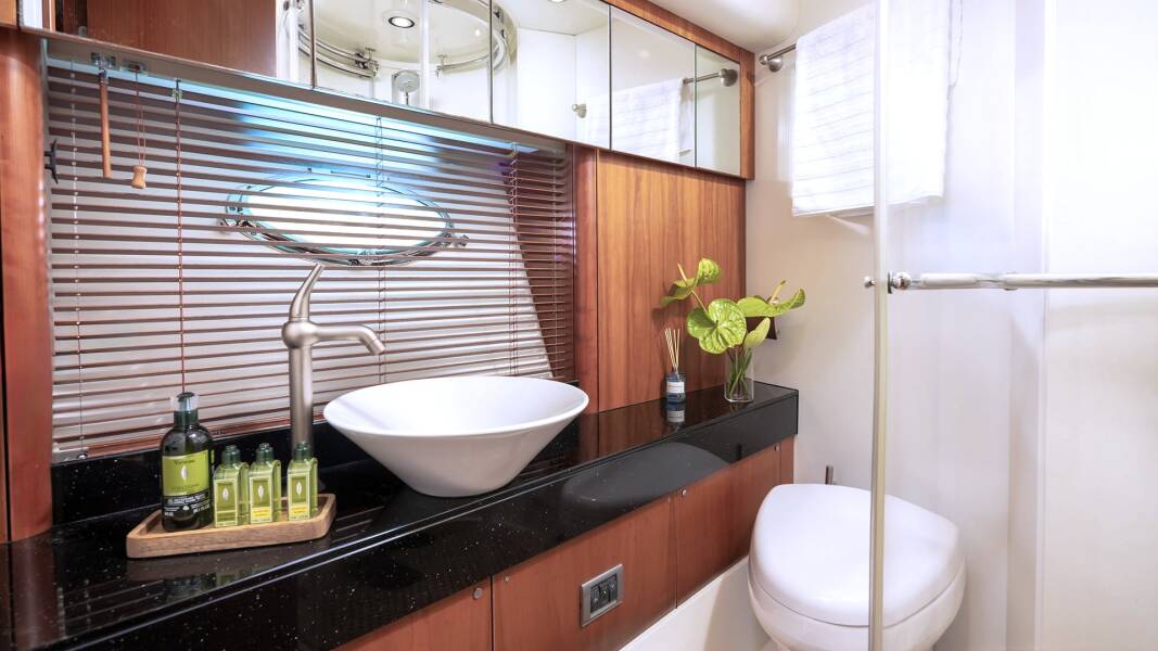 Sunseeker Predator 72 Boy Toy