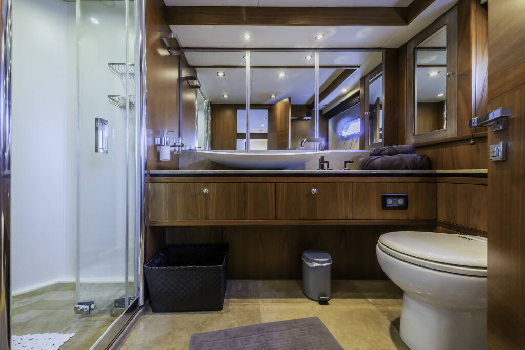 Sunseeker Yacht 86 The Best Way