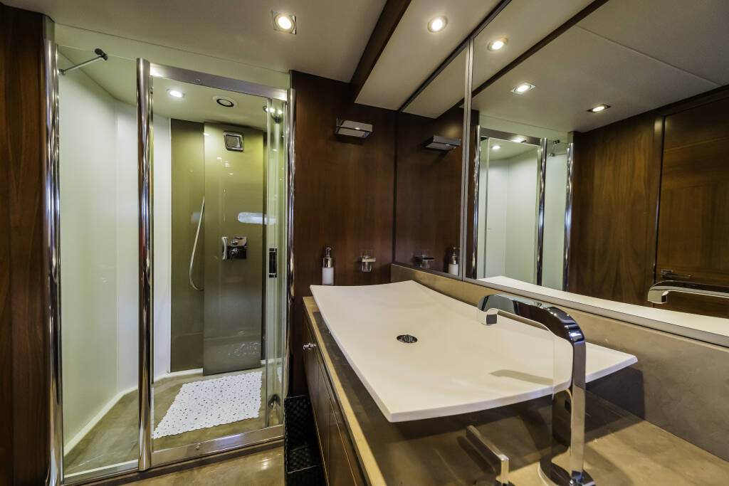 Sunseeker Yacht 86 The Best Way