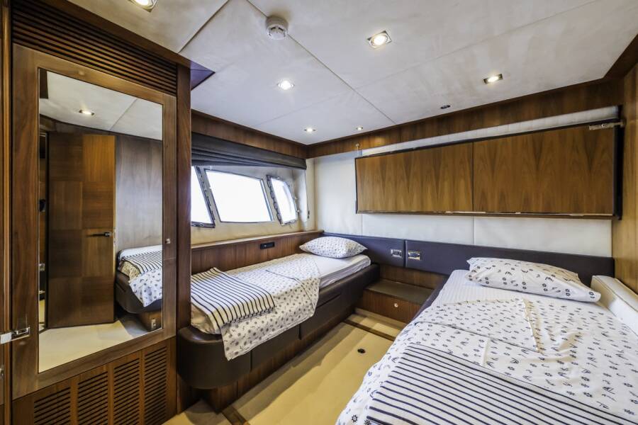 Sunseeker Yacht 86 The Best Way