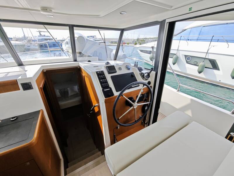 Swift Trawler 35 Kayci