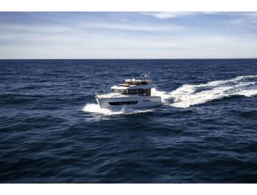 Swift Trawler 37 Fly ZOE